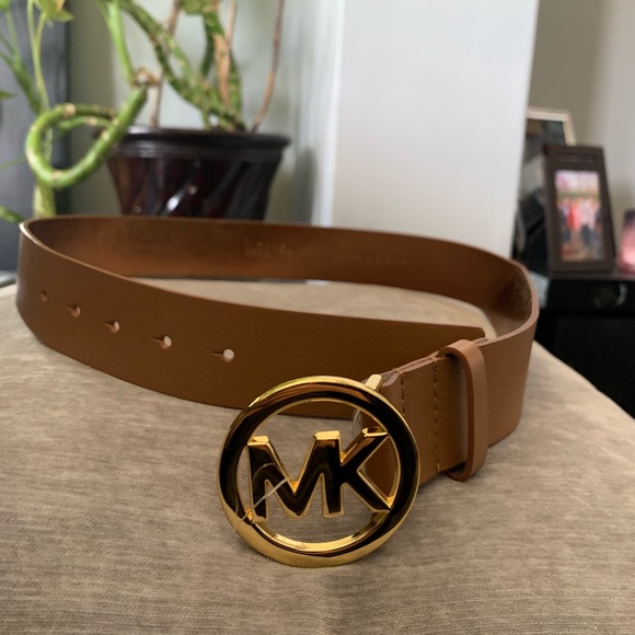 Michael Kors belt - Picture 1 of 2